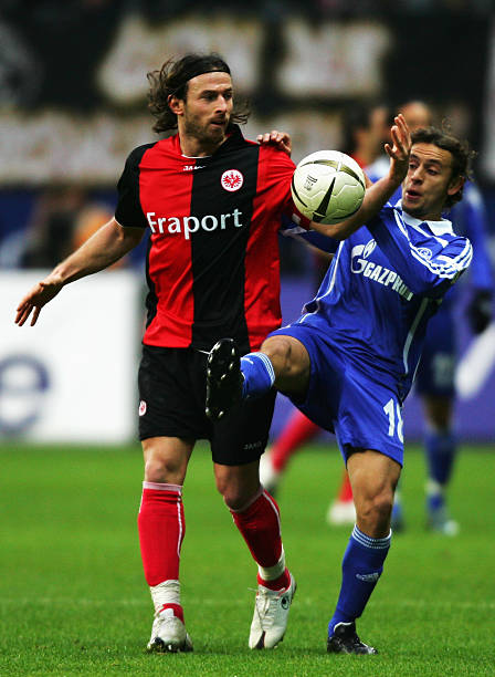 而胸前的图 而胸前的图